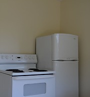 Lions Head Beach Motel & Cottages