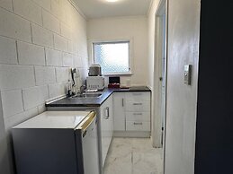 Abbey Travel Lodge Motel