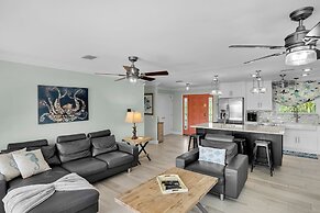 Coming Soon! Rest-a-shore Waterfront Home, New Private Pool 2 Bedroom 