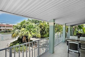 Coming Soon! Rest-a-shore Waterfront Home, New Private Pool 2 Bedroom 