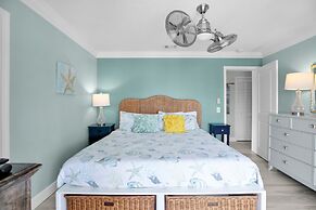 Coming Soon! Rest-a-shore Waterfront Home, New Private Pool 2 Bedroom 