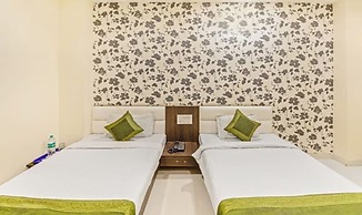 Hotel Shree Aaradhy