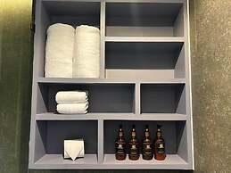 Celebrity treatment  Citygate Kamala c34