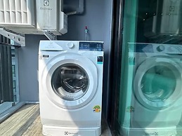 Celebrity treatment  Citygate Kamala c34