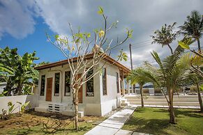 Sunset House Ceningan