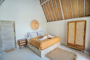 Sunset House Ceningan