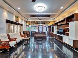 MEDI KONDA GRAND
