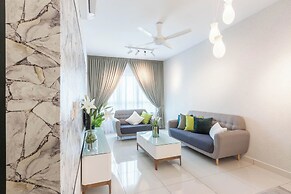 NaiBnB @ Impiria Residensi