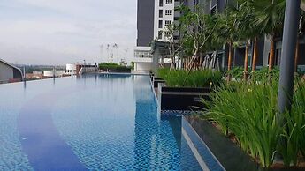 NaiBnB @ Impiria Residensi