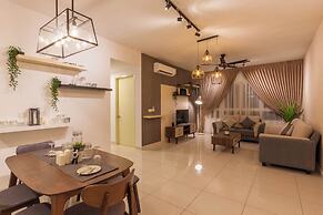 NaiBnB @ Impiria Residensi