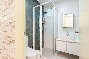 NaiBnB @ Impiria Residensi