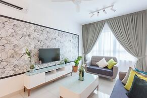 NaiBnB @ Impiria Residensi