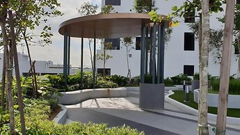 NaiBnB @ Impiria Residensi