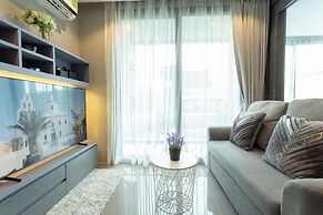 Nicest Condo in City gate Kamala  c118