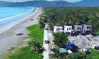The Waves at Socorro Baler- Hotel A