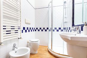 4046 Villa Del Vecchio by Barbarhouse