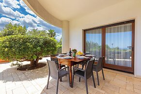 4046 Villa Del Vecchio by Barbarhouse