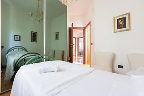 4046 Villa Del Vecchio by Barbarhouse