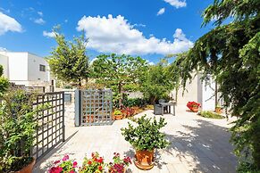 4046 Villa Del Vecchio by Barbarhouse