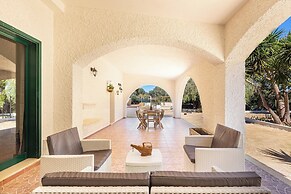 3834 Villa La Bianca Ostuni by Barbarhouse
