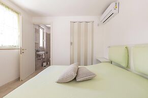 4099 Villa Maste by Barbarhouse