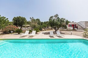 4099 Villa Maste by Barbarhouse