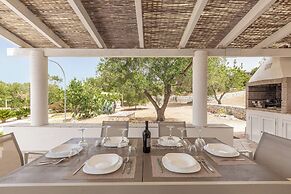 4099 Villa Maste by Barbarhouse