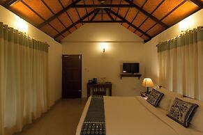 Palmgrove Lake Resort