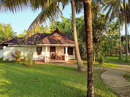 Palmgrove Lake Resort