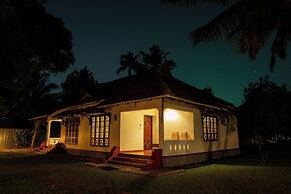 Palmgrove Lake Resort