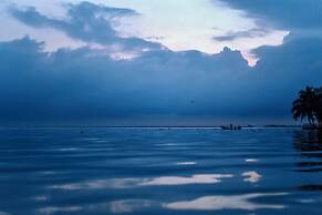 Palmgrove Lake Resort