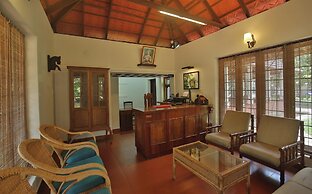 Palmgrove Lake Resort