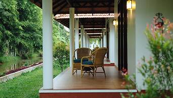 Palmgrove Lake Resort