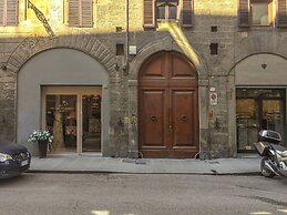 Maggio 54 in Florence