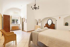 4034 Villa Rodio by Barbarhouse