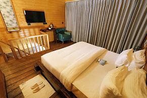 Koro Treehouse Resort