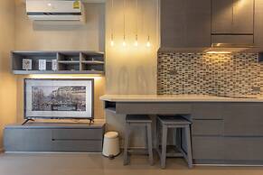 Deluxe Apartment with Top Amenities C121