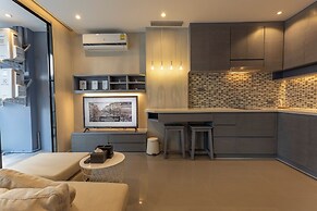 Deluxe Apartment with Top Amenities C121