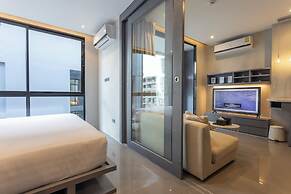 Deluxe Apartment with Top Amenities C121