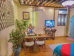 Erquan Inn Ancient city