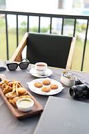Corbett Tusker Meadows by White Flower