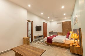 Corbett Tusker Meadows by White Flower