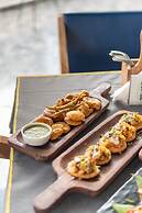 Corbett Tusker Meadows by White Flower