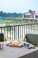 Corbett Tusker Meadows by White Flower