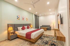 Corbett Tusker Meadows by White Flower