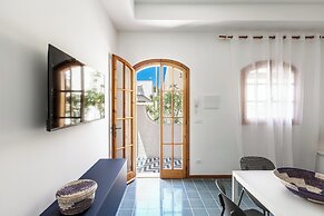 4019 Villetta Biancamare by Barbarhouse