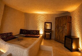 Kayaharman Cave Suites