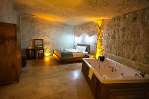 Kayaharman Cave Suites