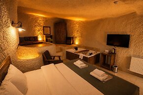Kayaharman Cave Suites