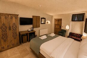 Kayaharman Cave Suites